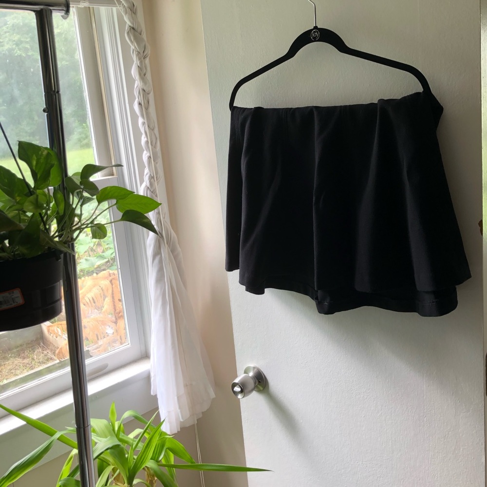black a-line skirt
